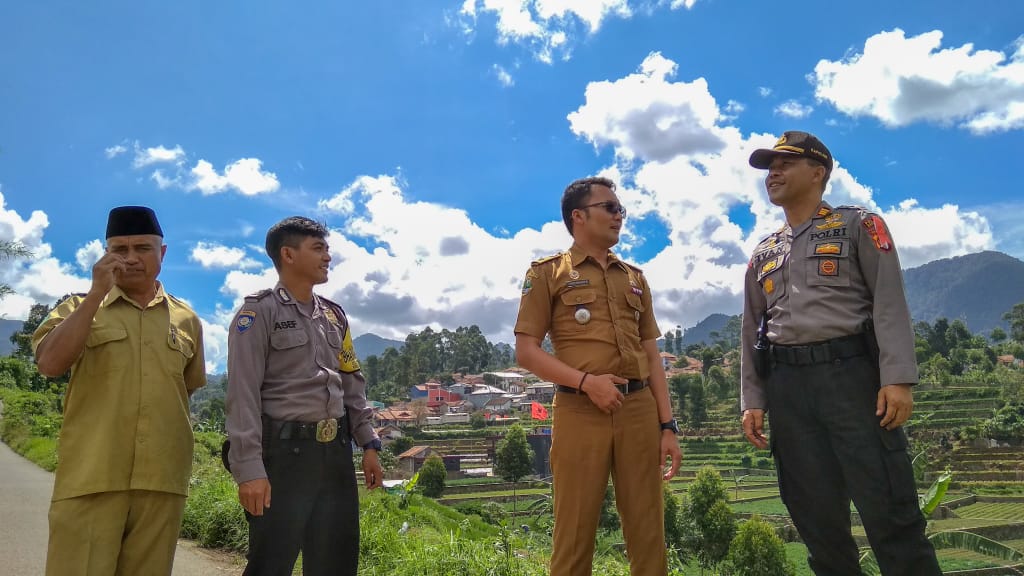 Sinergitas Pemerintah Desa Panundaan dan Polsek Ciwidey